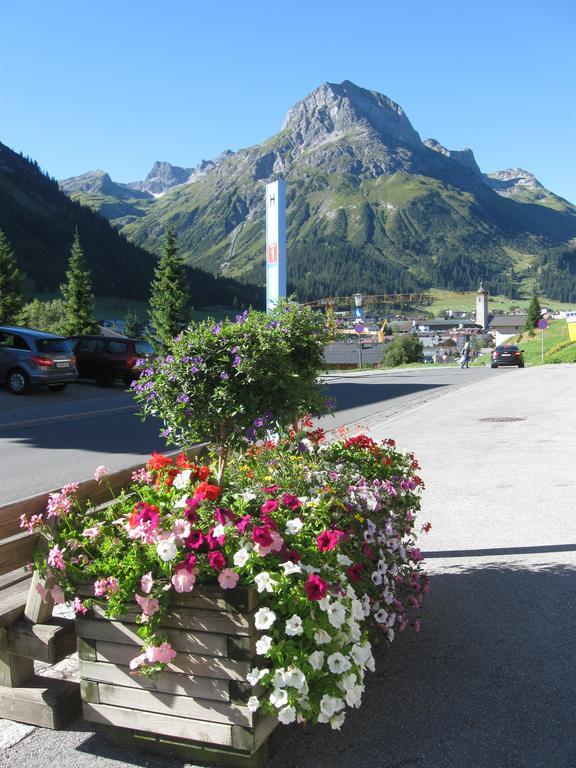 Pension Zoeggeler Lech am Arlberg Exterior foto